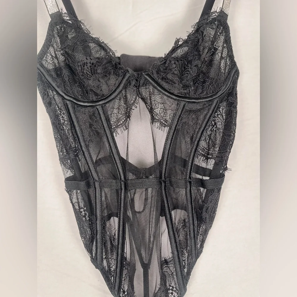 Victoria's Secret Very Sexy Midnight Affair Lace Unlined Teddy Medium Bodysuit - Picture 5 of 12